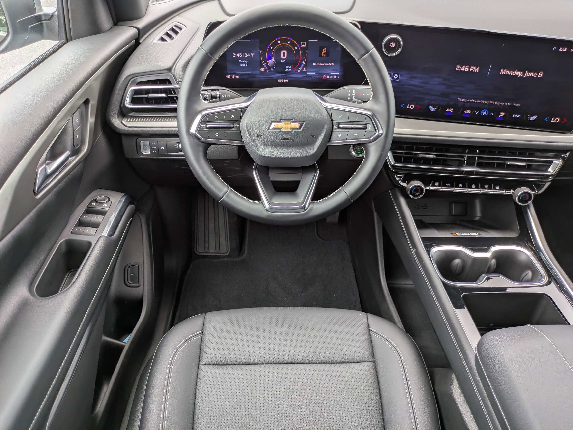 2025 Chevrolet Traverse FWD LT
