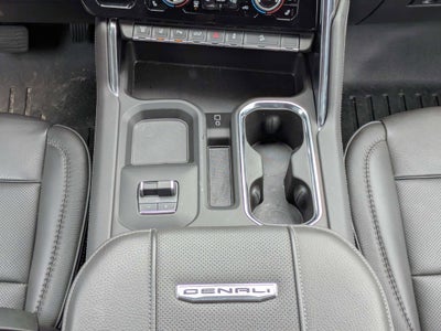 2025 GMC Sierra 2500HD Denali
