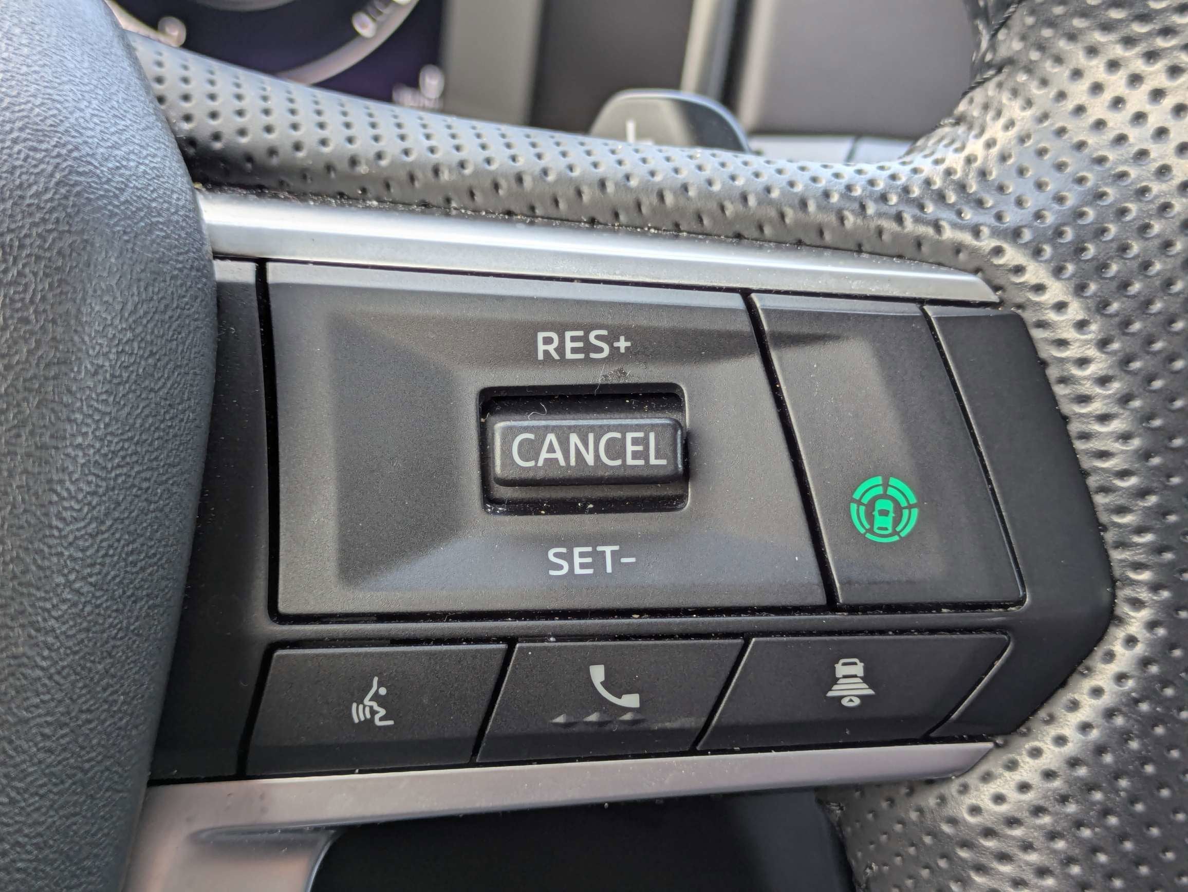 2024 Mitsubishi Outlander Base