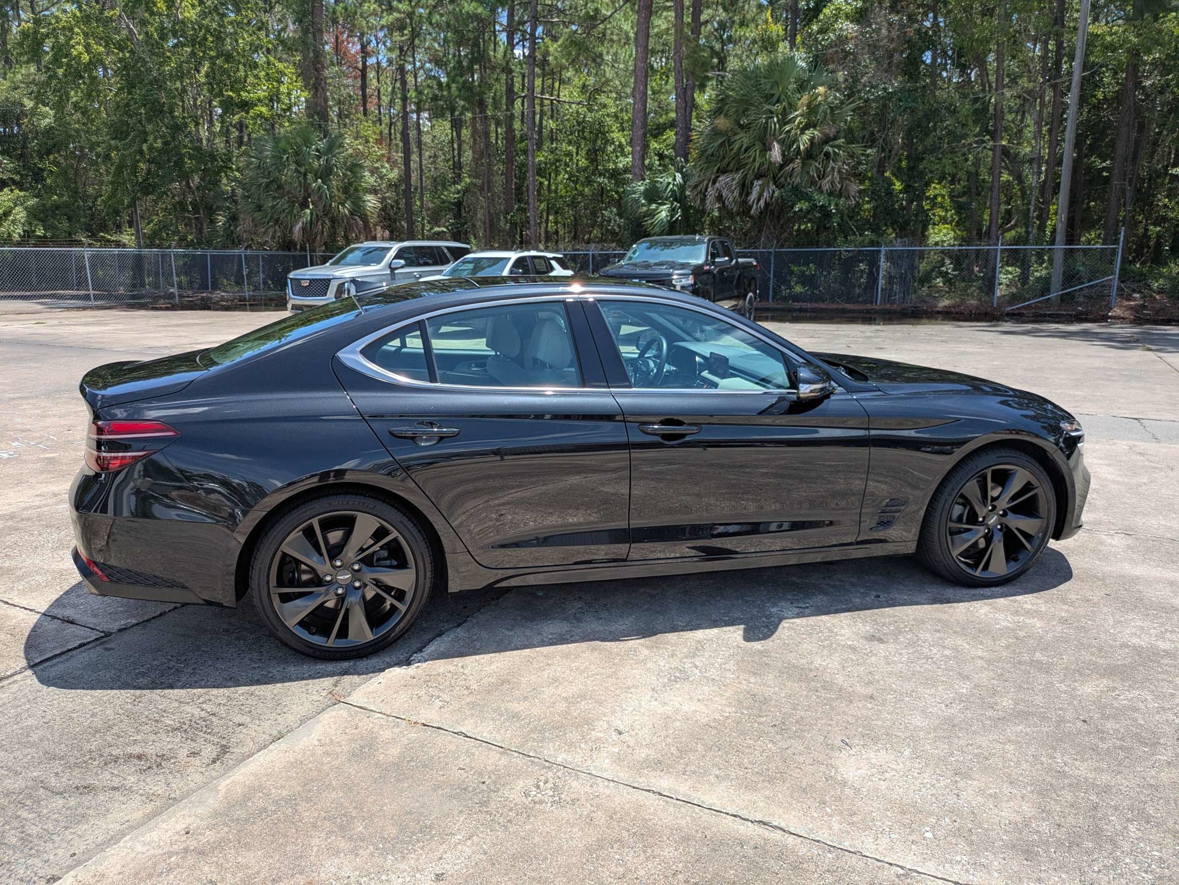2023 Genesis G70 2.0T