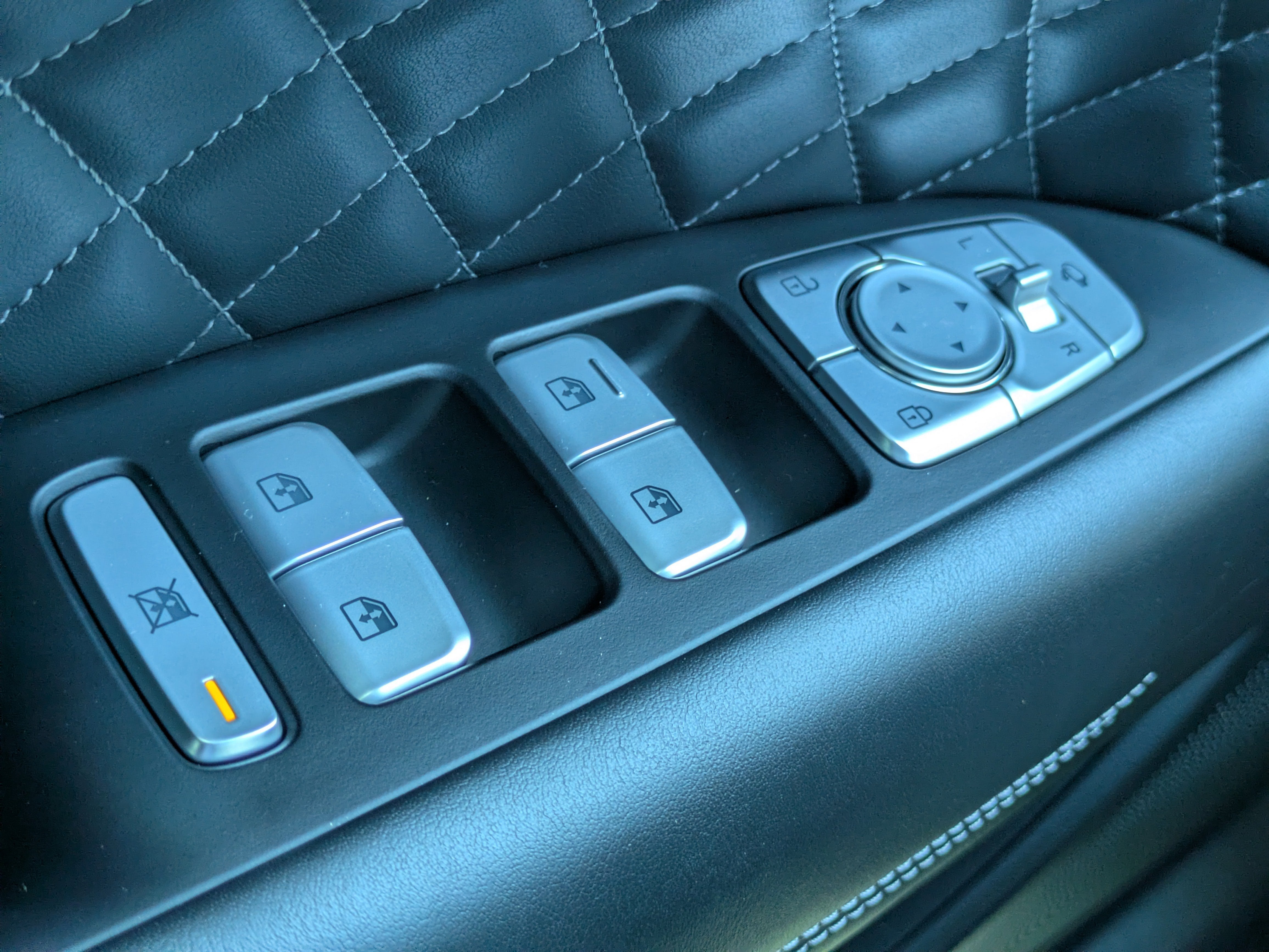 2019 Genesis G70 2.0T Advanced