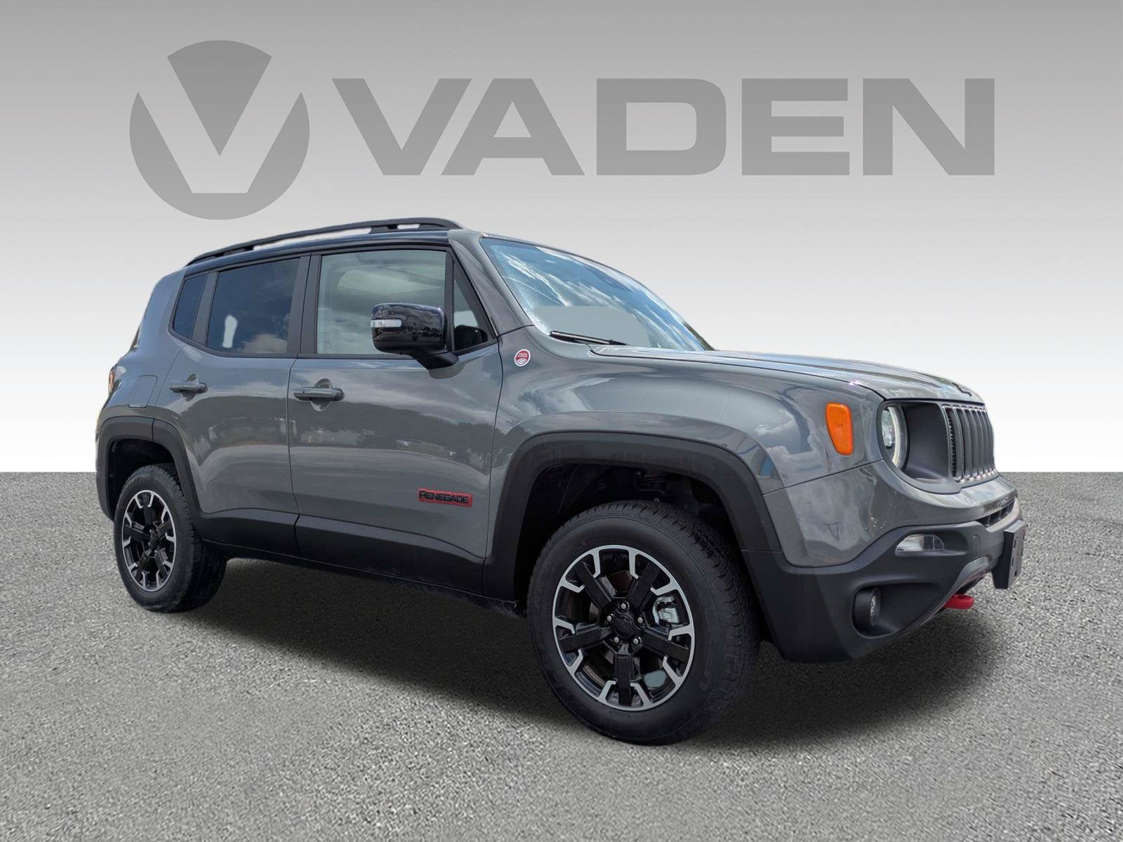 2023 Jeep Renegade Trailhawk