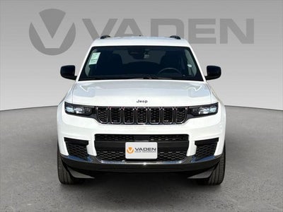 2023 Jeep Grand Cherokee L Laredo 4x2