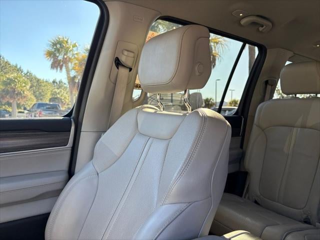 2024 Jeep Wagoneer Series II 4x2