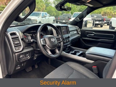 2020 RAM 1500 Big Horn Crew Cab 4x4 5'7' Box