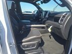 2022 RAM 1500 Laramie Crew Cab 4x4 5'7' Box