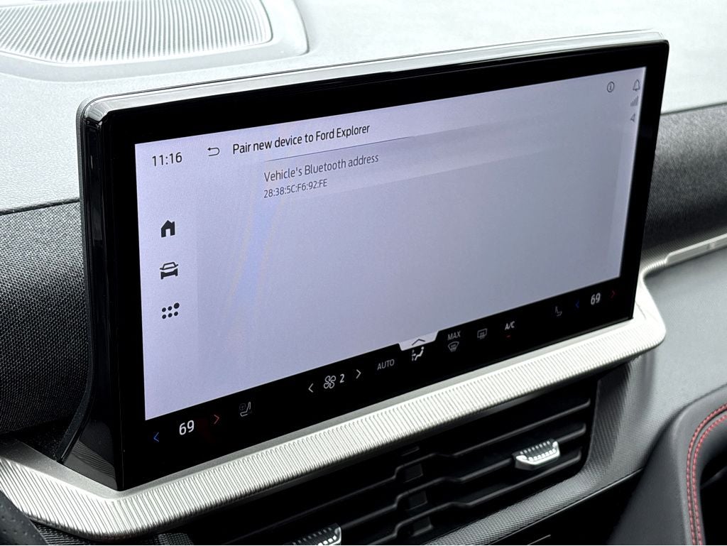 2025 Ford Explorer ST-Line