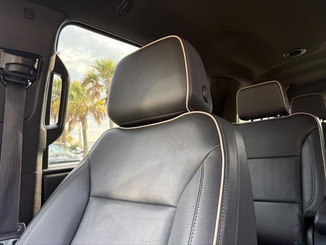 2023 Chevrolet Suburban 2WD Premier