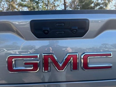 2025 GMC Sierra 1500 4WD Crew Cab Short Box SLT