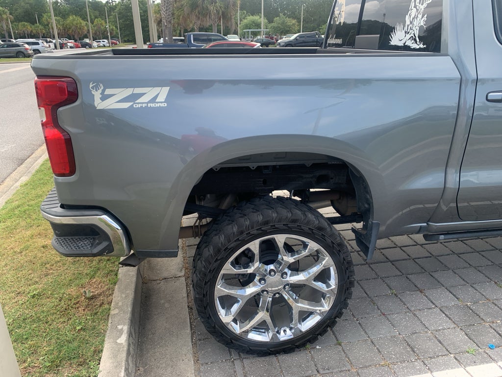 2021 Chevrolet Silverado 1500 4WD Crew Cab Short Bed LT