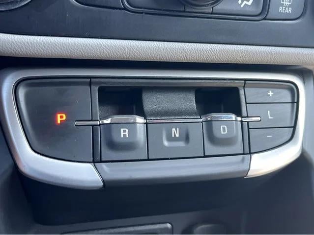2023 GMC Terrain FWD SLT