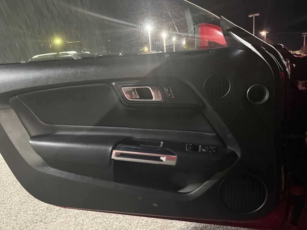 2021 Ford Mustang EcoBoost