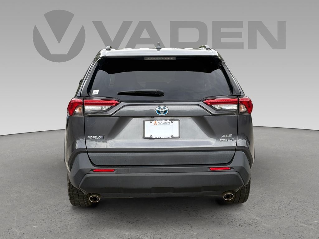 2020 Toyota RAV4 Hybrid XLE