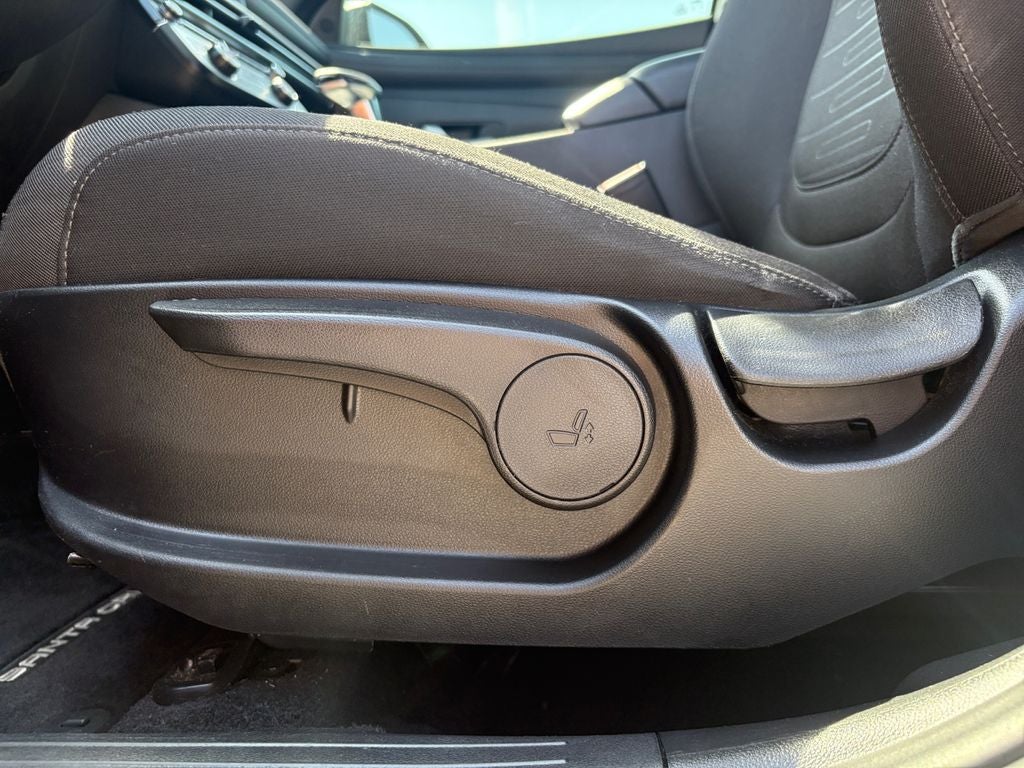 2025 Hyundai Santa Cruz SE