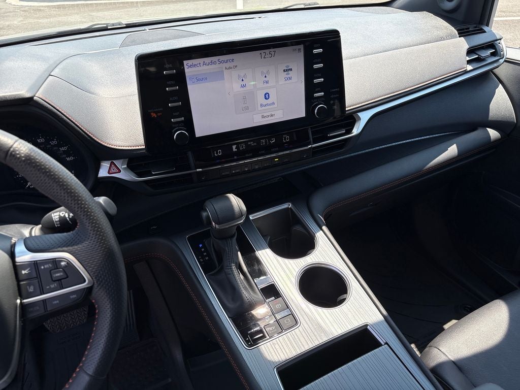 2024 Toyota Sienna XSE 7 Passenger