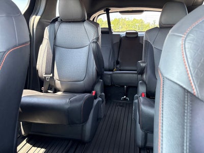 2024 Toyota Sienna XSE 7 Passenger