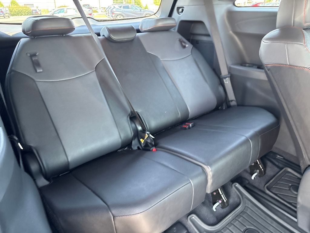 2024 Toyota Sienna XSE 7 Passenger