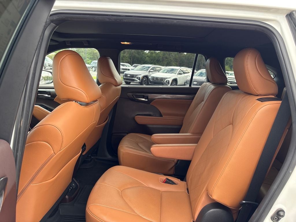 2021 Toyota Highlander Platinum