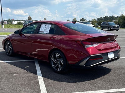 2025 Hyundai Elantra SEL Sport