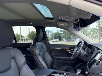 2019 Volvo XC90 T6 Momentum