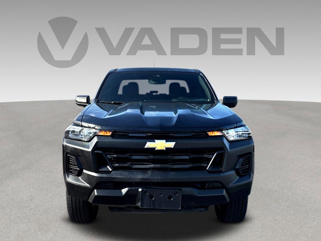 2023 Chevrolet Colorado WT