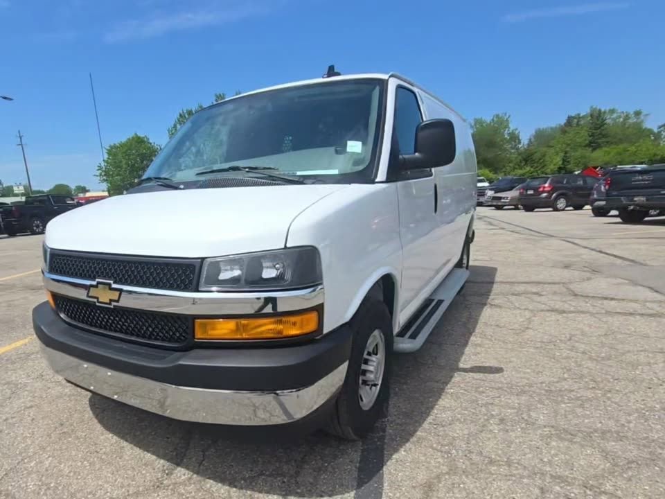 2024 Chevrolet Express 2500 1WT SWB's photo