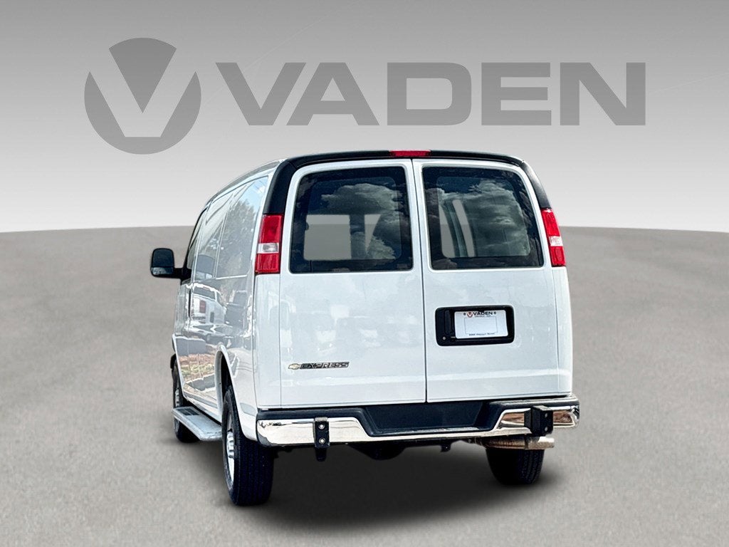 2024 Chevrolet Express Cargo 2500 WT