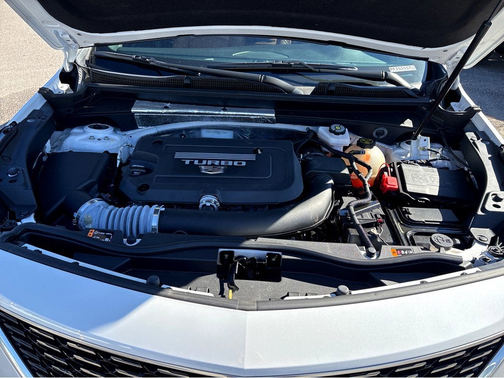 2023 Cadillac XT4 Premium Luxury