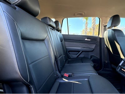 2022 Volkswagen Atlas 3.6L V6 SE w/Technology