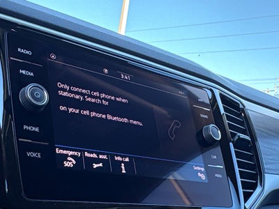 2022 Volkswagen Atlas 3.6L V6 SE w/Technology