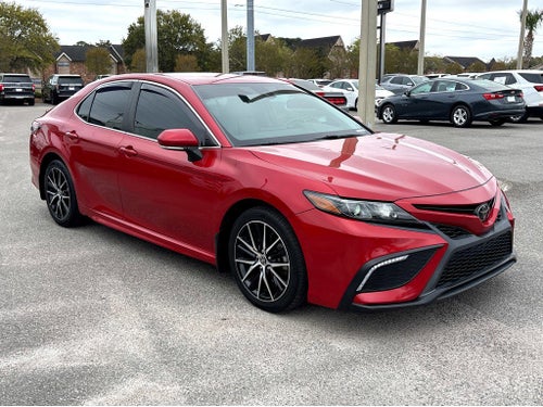 2022 Toyota Camry SE