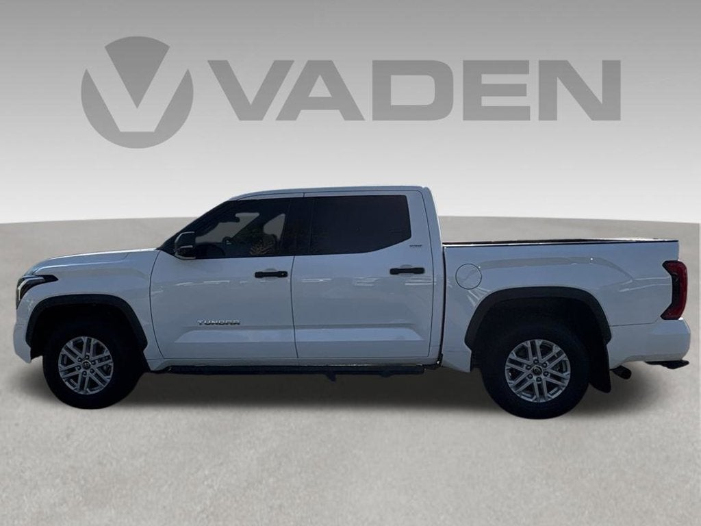 2022 Toyota Tundra 2WD SR5