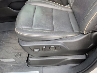 2023 GMC Yukon Base