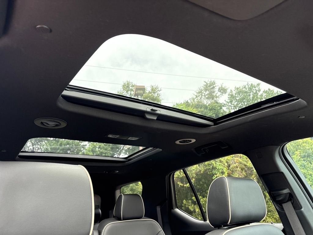 2023 Chevrolet Traverse Base