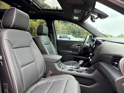 2023 Chevrolet Traverse Base