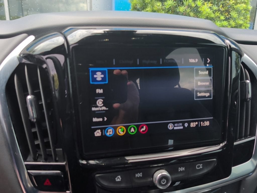 2023 Chevrolet Traverse Base