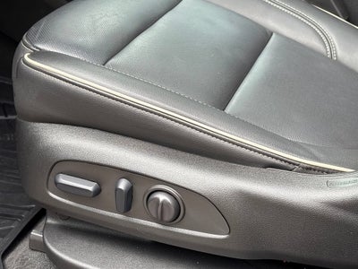 2023 Chevrolet Traverse Base