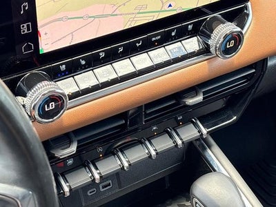 2023 GMC Canyon AT4