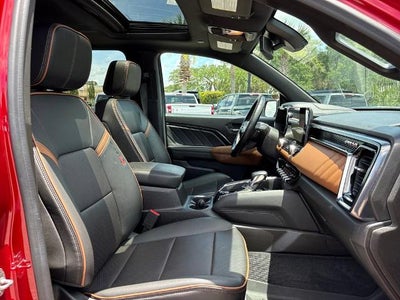 2023 GMC Canyon AT4