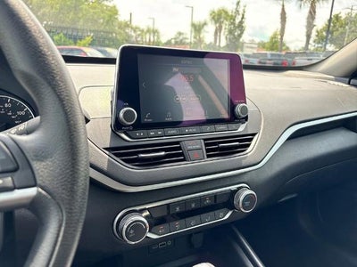 2022 Nissan Altima 2.5 SV