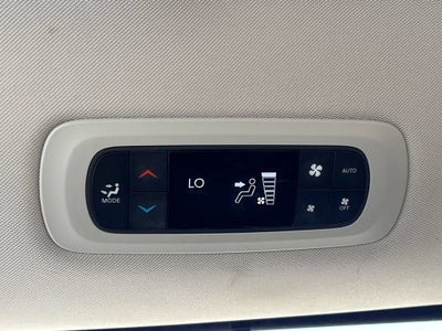 2023 Chrysler Pacifica Base