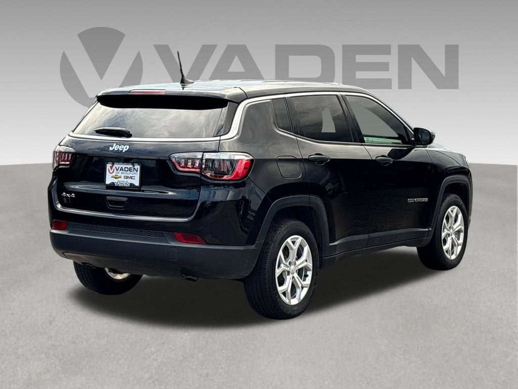 2024 Jeep Compass Base