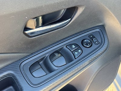 2025 Nissan Versa Base