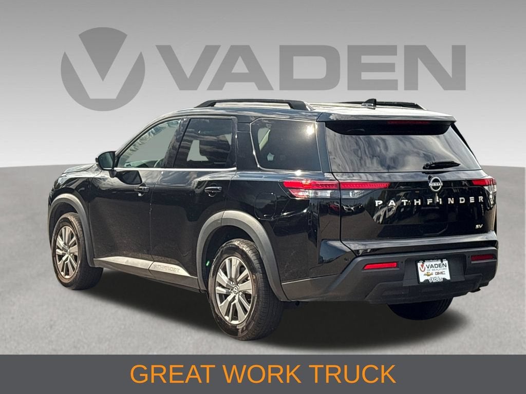 2024 Nissan Pathfinder Base