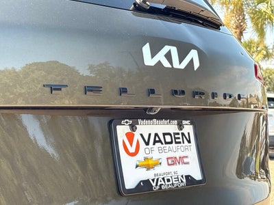 2022 Kia Telluride Base