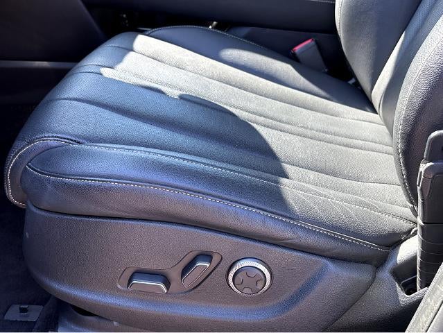 2024 Genesis GV80 Base