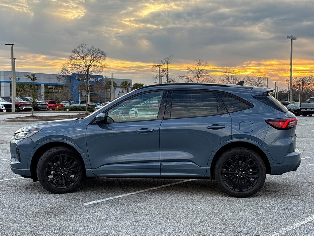 2025 Ford Escape ST-Line Elite