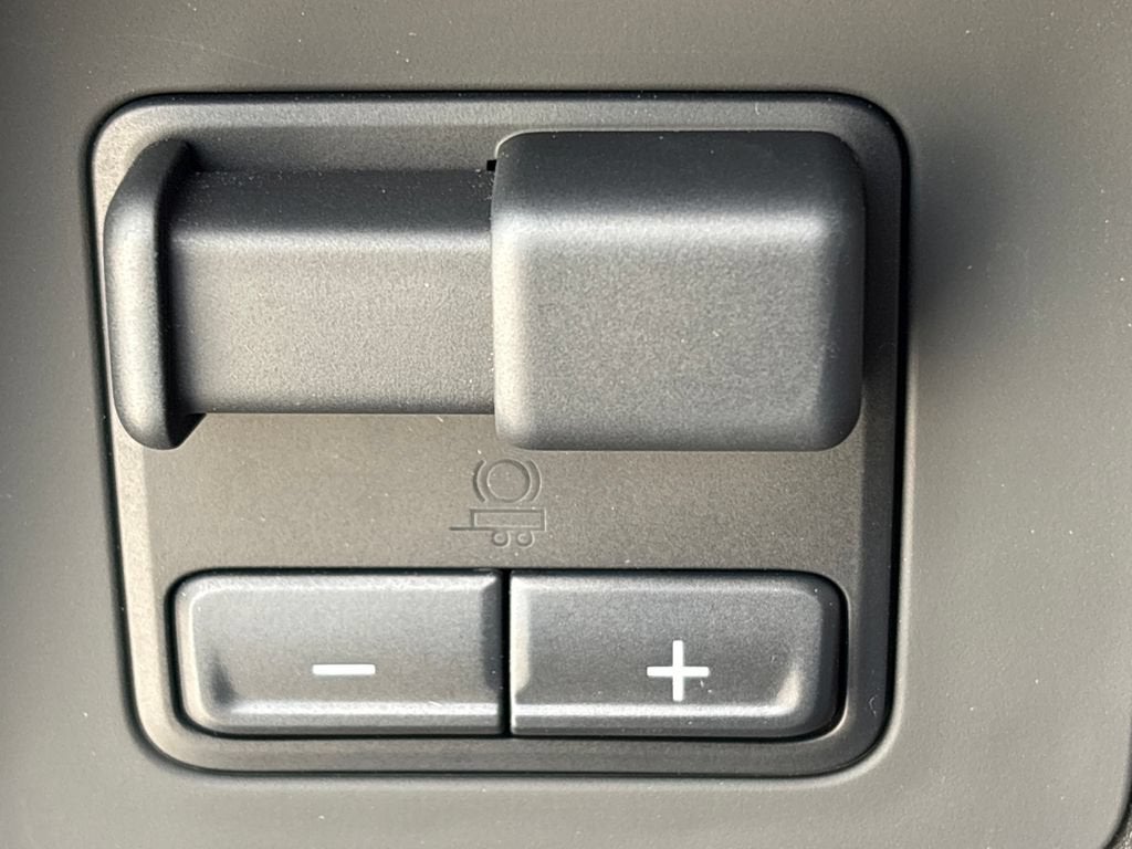 2024 Chevrolet Colorado Base