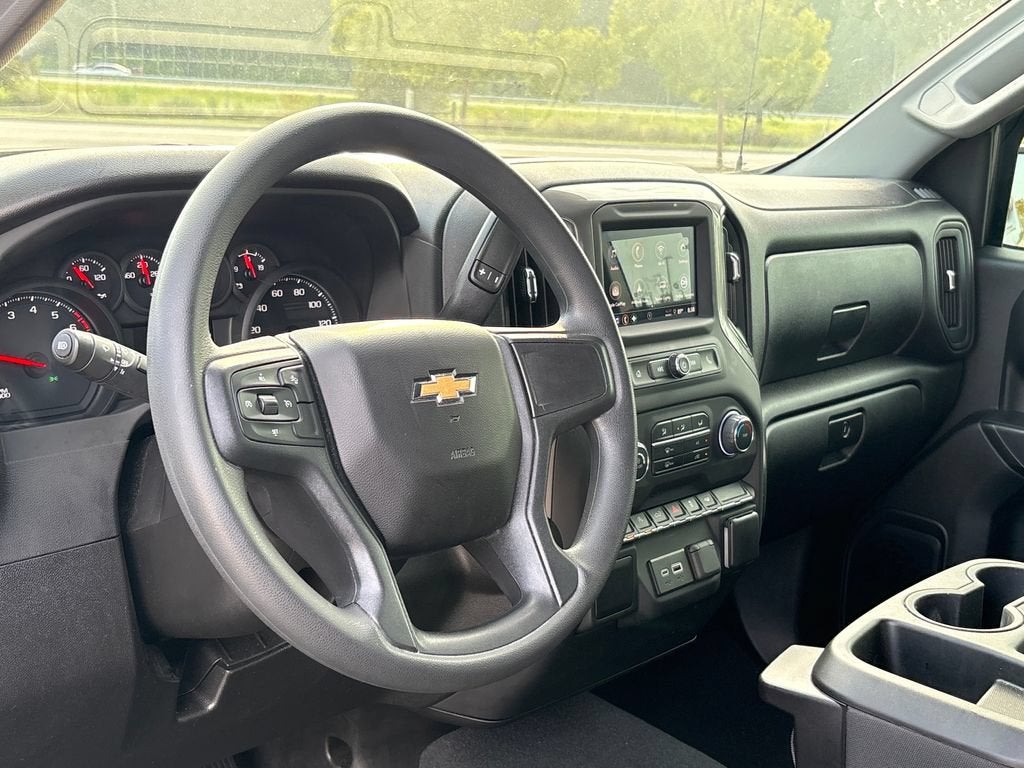 2025 Chevrolet Silverado 1500 Custom