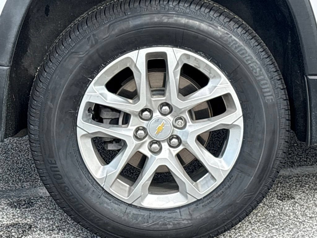 2022 Chevrolet Traverse LS